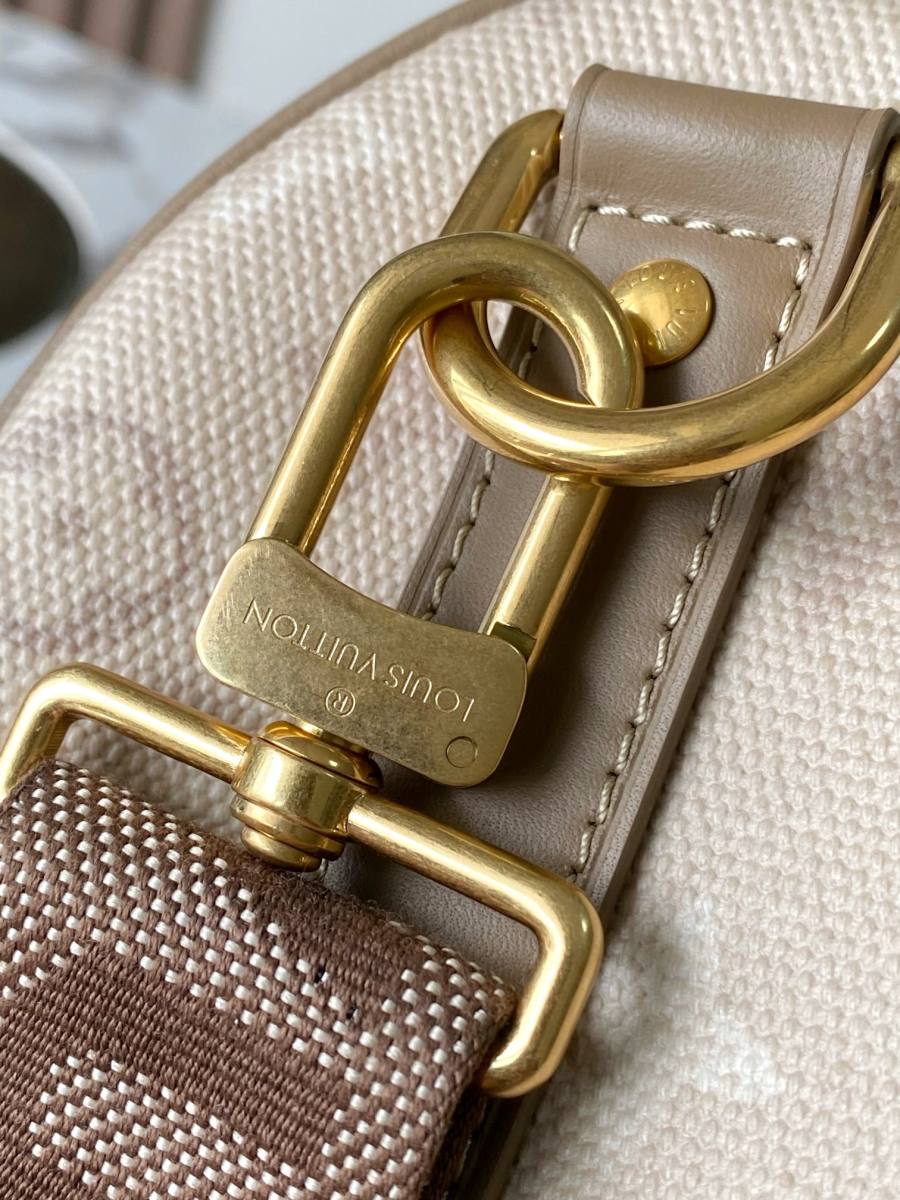 Louis Vuitton Keepall Bandouliere 25 M29272 25 x 15 x 11 04B8