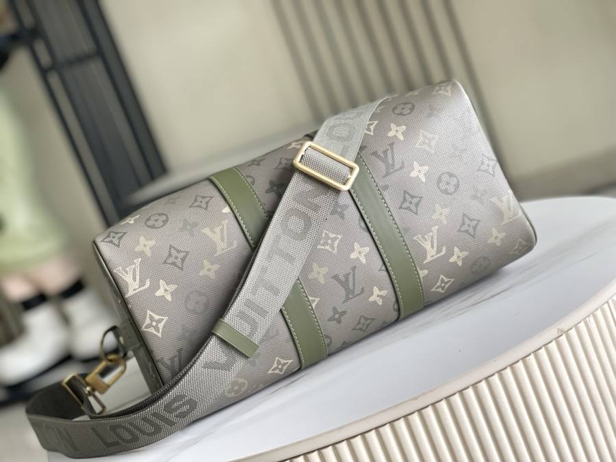 Louis Vuitton Keepall Bandouliere 35 M27054 34 x 21 x 16 5E0E
