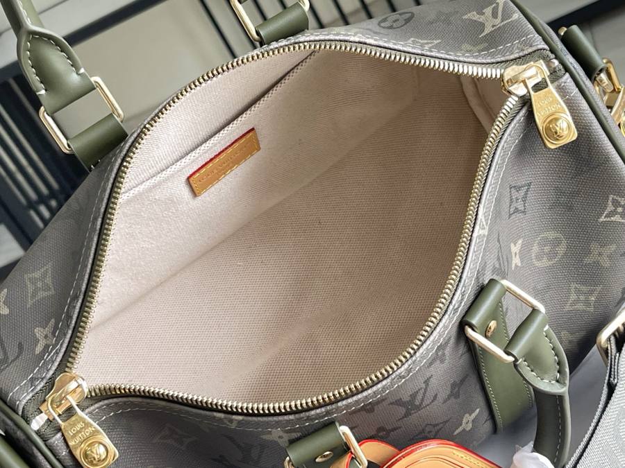 Louis Vuitton Keepall Bandouliere 35 M27054 34 x 21 x 16 5E0E