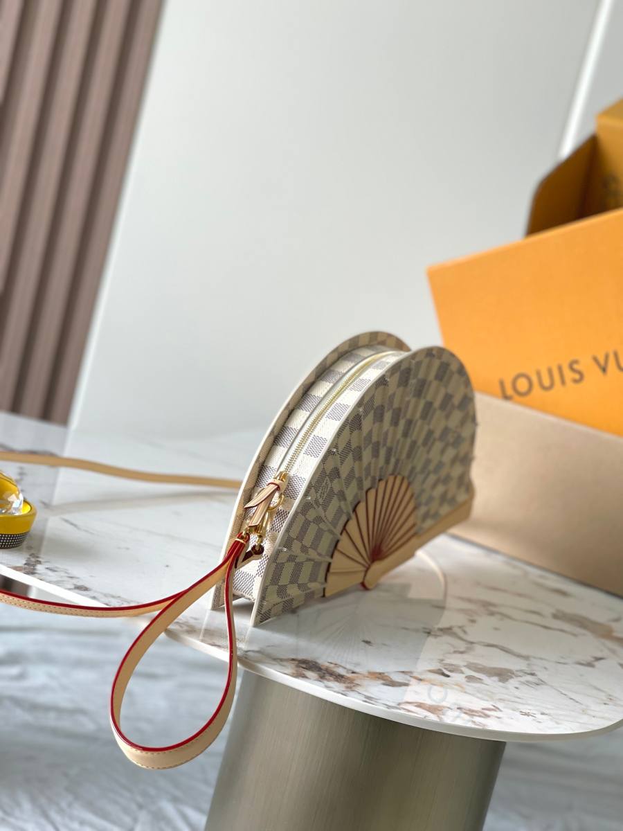 Louis Vuitton LV Fan M14804 20 x 12 x 4 Damier Azur A1C2