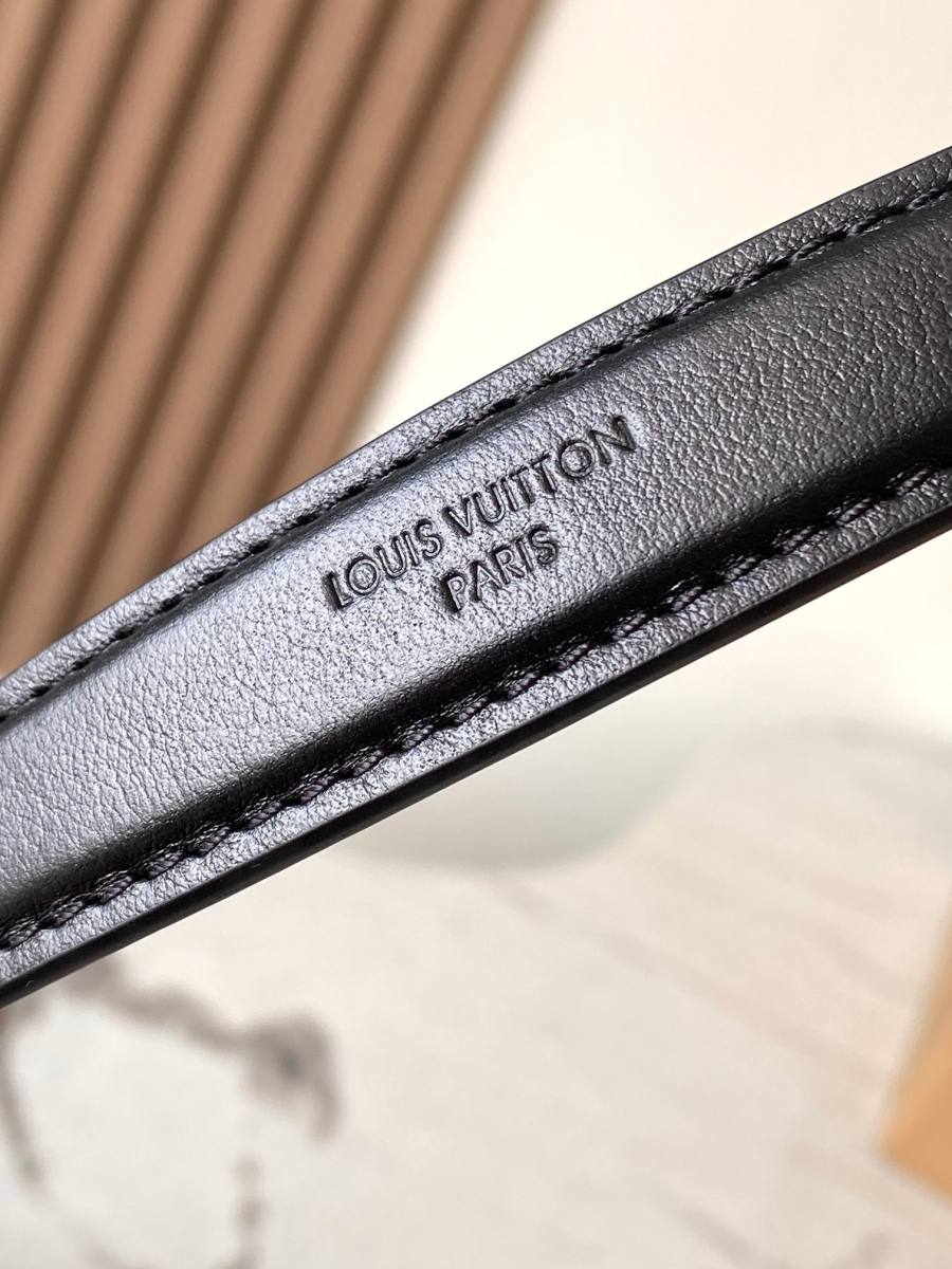 Louis Vuitton Madeleine BB M28424 24 x 15 08E7