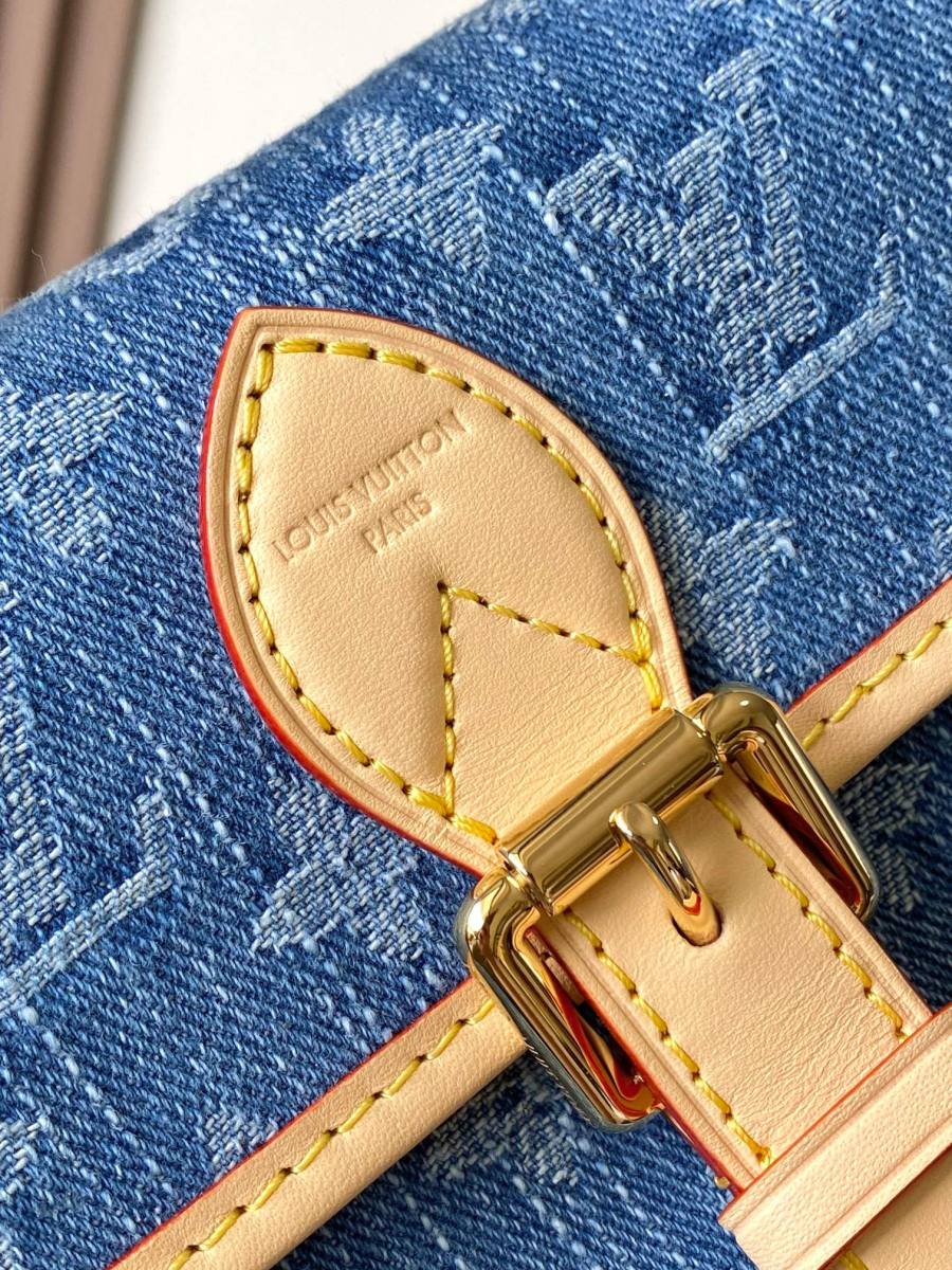 Louis Vuitton Nano Diane M27700 19 x 10. CE4B