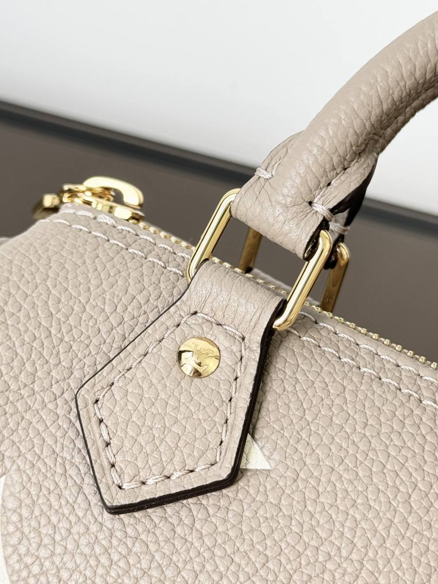 Louis Vuitton Nano Speedy M82890 16 x 10 x 7.5 B660