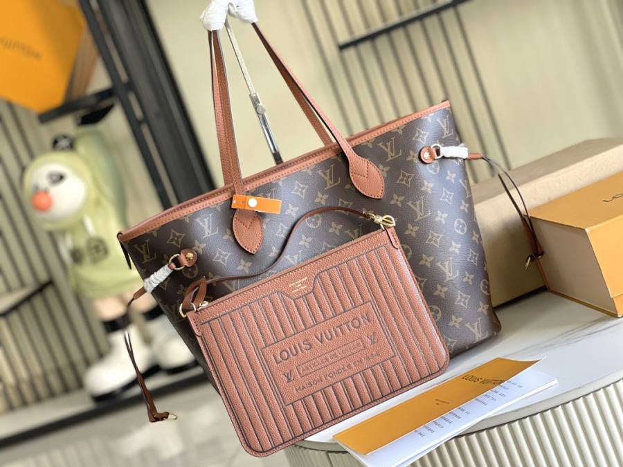 Louis Vuitton Neverfull MM M12061 31 x 28 x 14 DE22