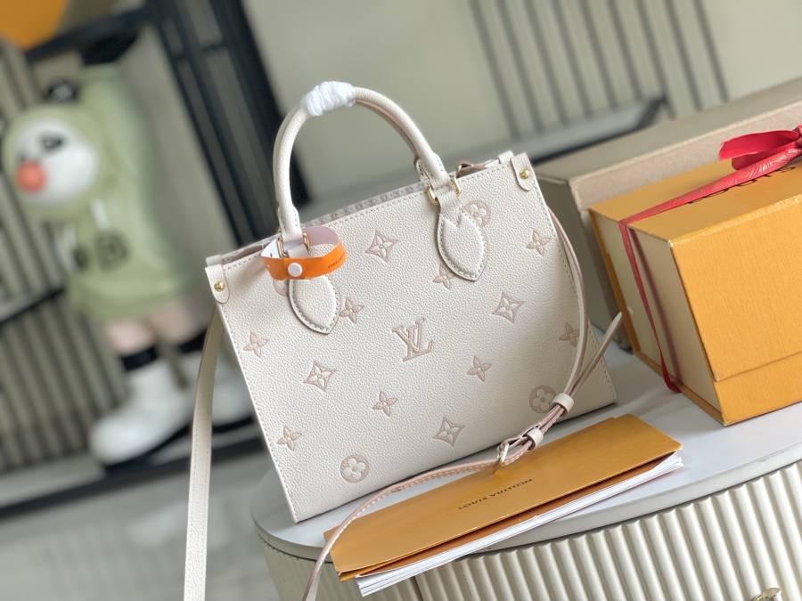 Louis Vuitton OnTheGo PM M14403 25 x 19 x 11.5 E36E