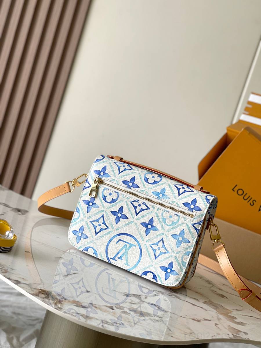 Louis Vuitton Pochette Metis M11461 25 x 19 x 7 Blue E74A