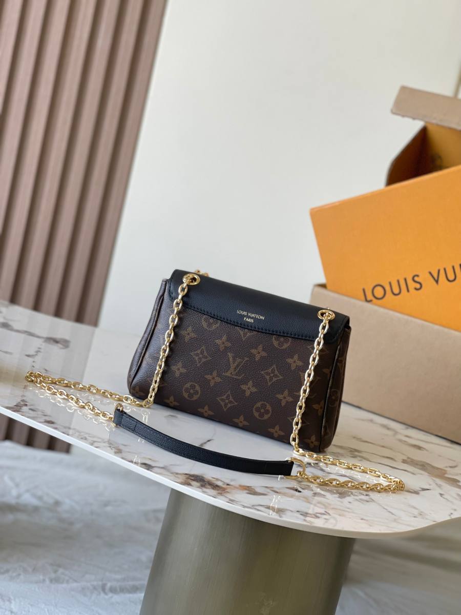 Louis Vuitton Saint Germain BB M26398 20 x 15 x 8 Monogram BF60