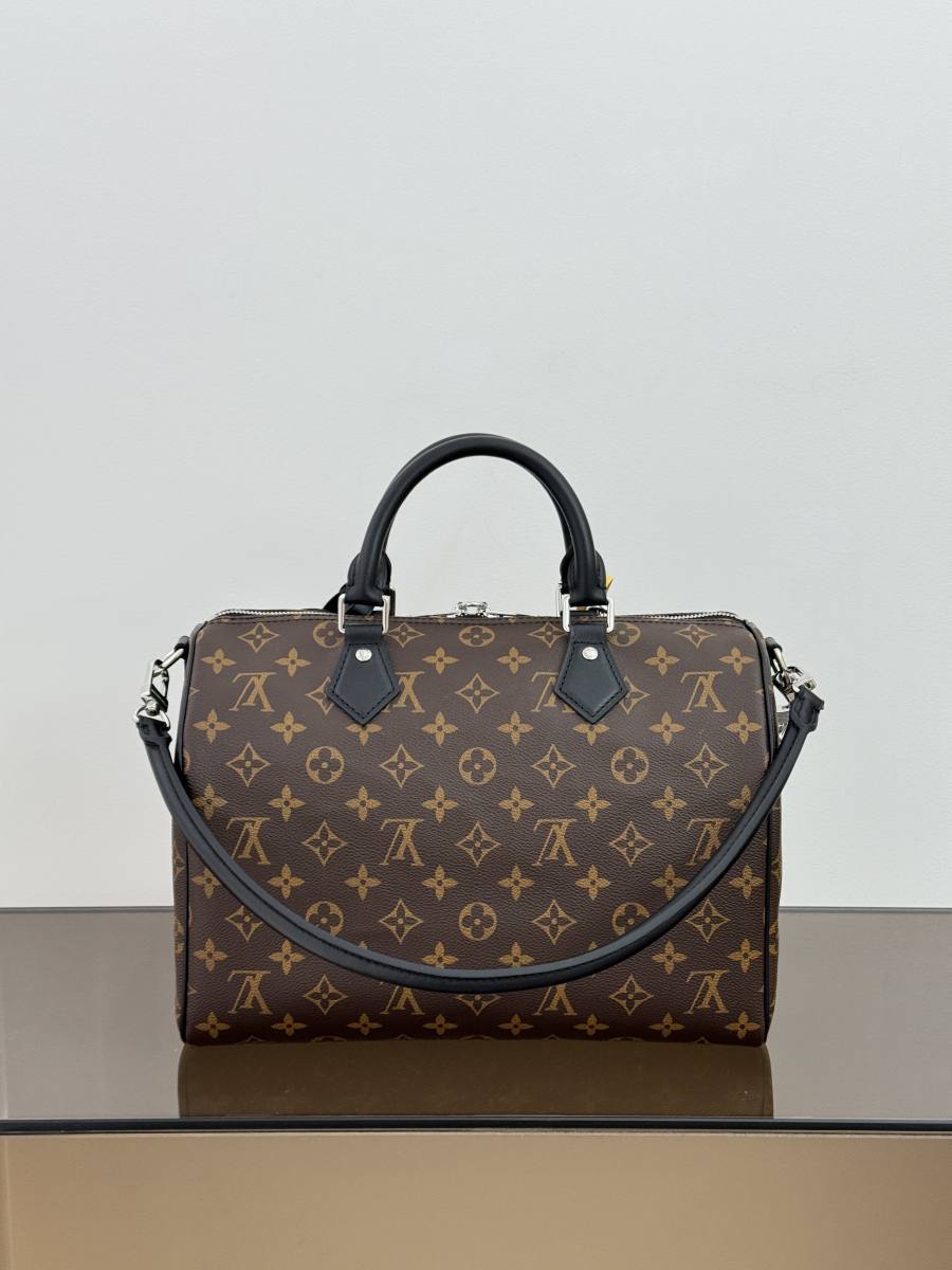 Louis Vuitton Speedy Soft 30 Dark M12243 30 x 21 x 17 36DD