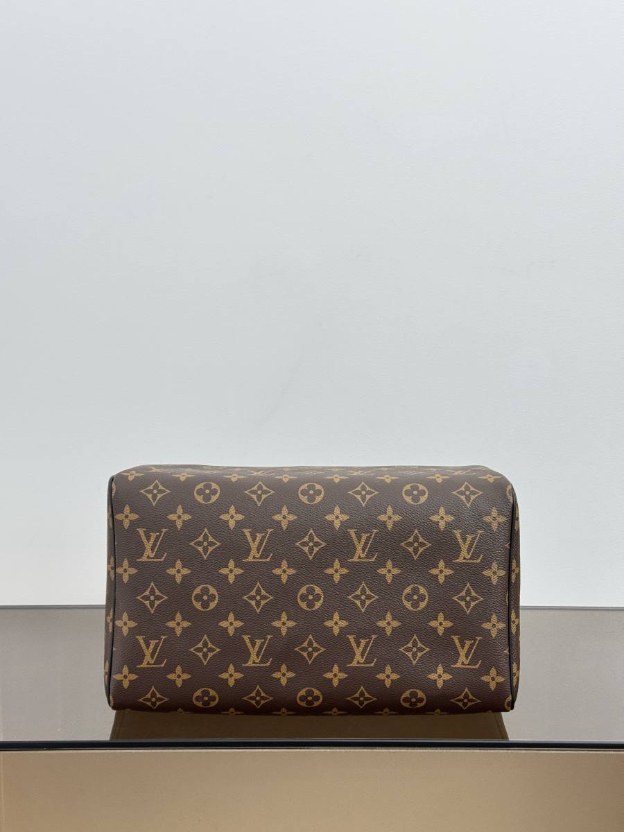 Louis Vuitton Speedy Soft 30 Dark M12243 30 x 21 x 17 36DD