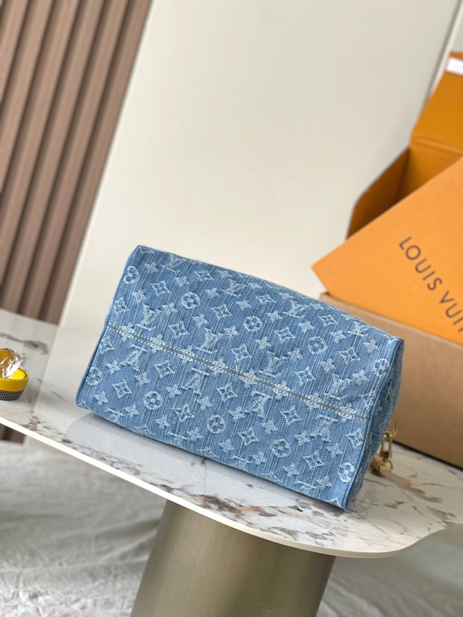 Louis Vuitton Speedy Soft 30 M14430 30 x 21 x 17 Denim 7F8F