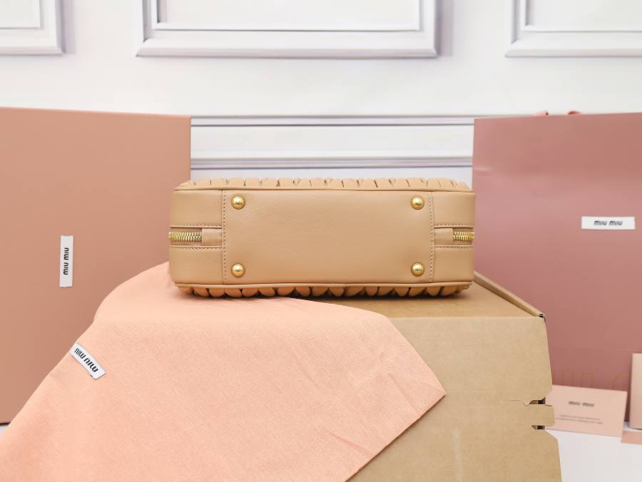 Miu Miu Arcadie Large 5BB148 F3E7 27 x 12 x 9
