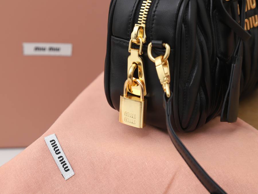 Miu Miu Arcadie Matelasse Small 5BB123 2656 19 x 13 x 6