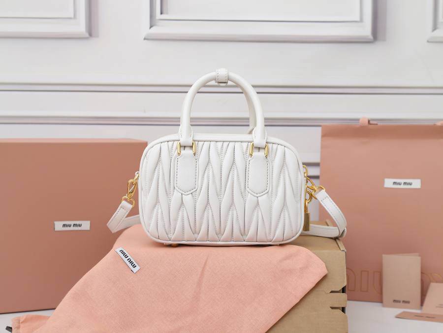 Miu Miu Arcadie Matelasse Small 5BB123 5600 19 x 13 x 6