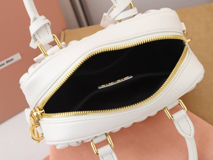 Miu Miu Arcadie Matelasse Small 5BB123 5600 19 x 13 x 6