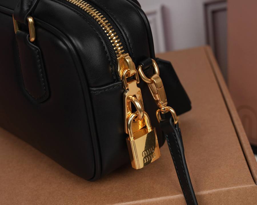 Miu Miu Arcadie Matelasse Small 5BB123 BD91 19 x 13 x 6