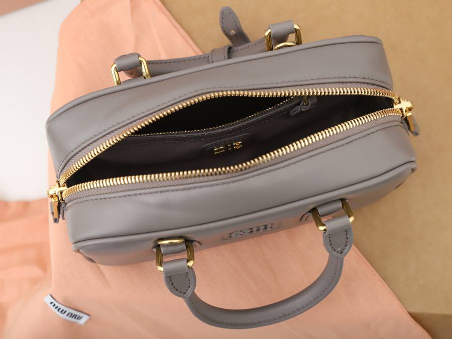 Miu Miu Arcadie Regular 5BB142 24A3 22 x 10.5 x 7.5
