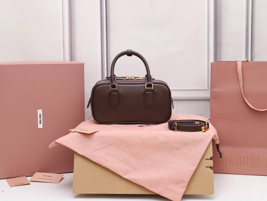 Miu Miu Arcadie Regular 5BB142 2CC2 22 x 10.5 x 7.5