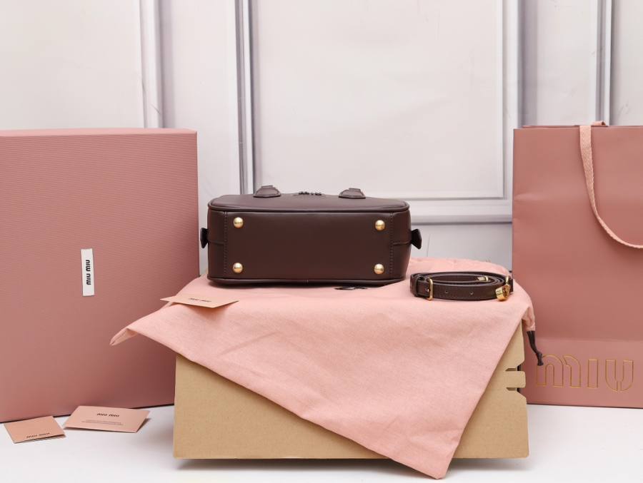 Miu Miu Arcadie Regular 5BB142 2CC2 22 x 10.5 x 7.5