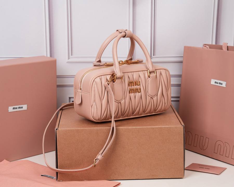 Miu Miu Arcadie Regular 5BB142 4B22 22 x 10.5 x 7.5