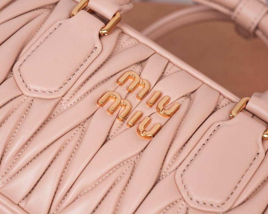 Miu Miu Arcadie Regular 5BB142 4B22 22 x 10.5 x 7.5