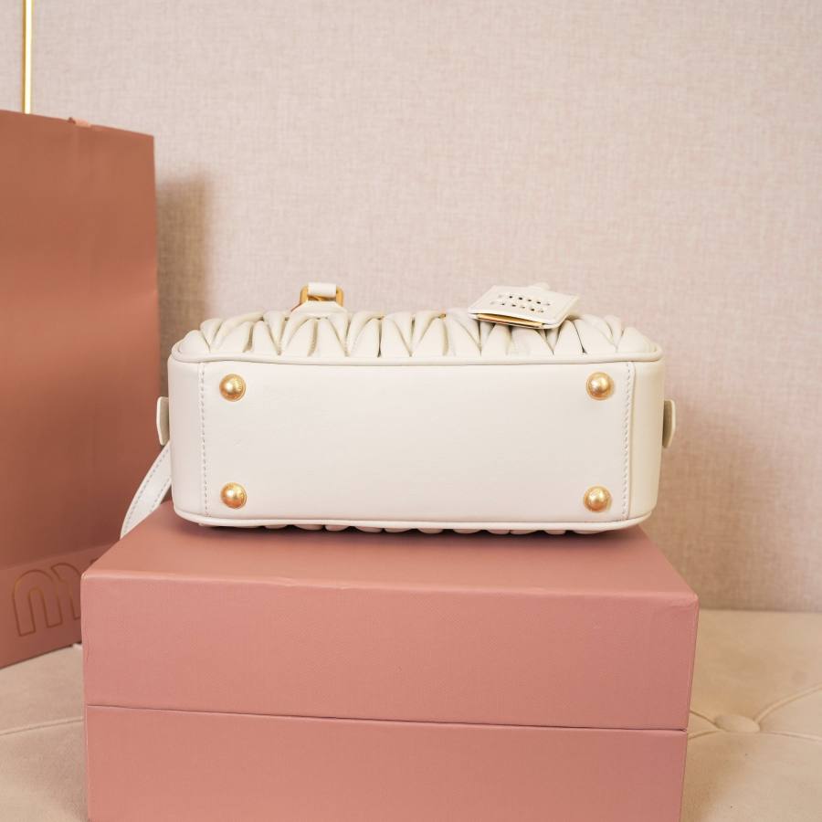 Miu Miu Arcadie Regular 5BB142 7BCA 22 x 10.5 x 7.5
