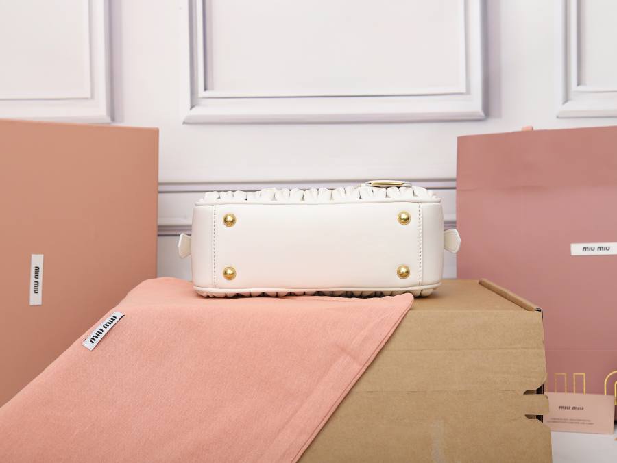 Miu Miu Arcadie Regular 5BB142 C0CC 22 x 10.5 x 7.5