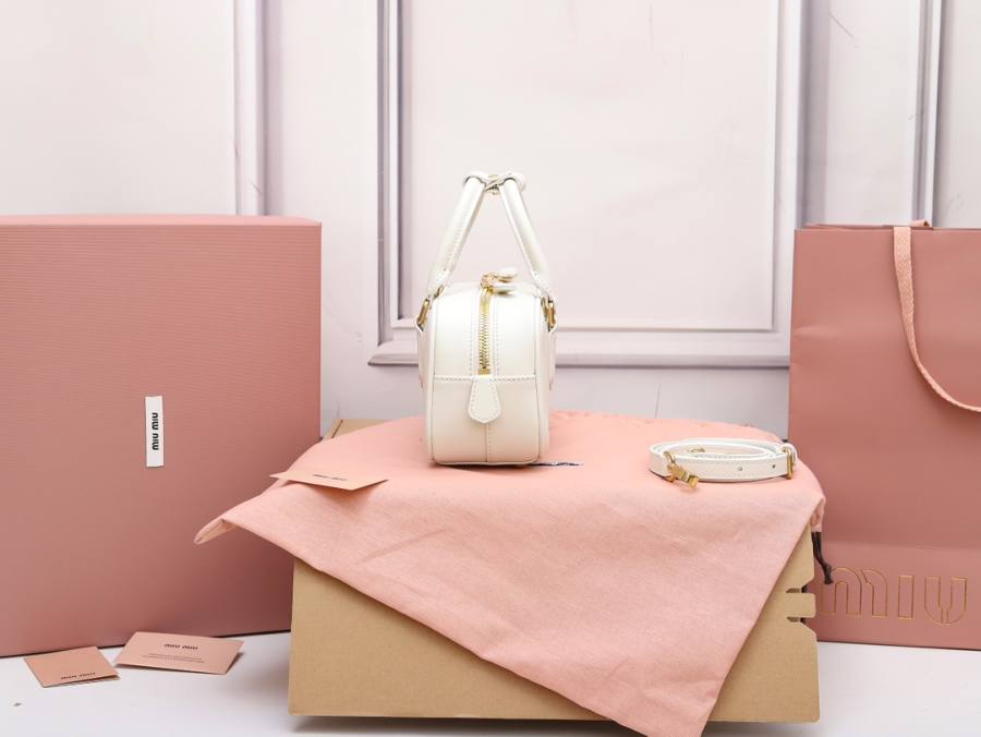 Miu Miu Arcadie Regular 5BB142 D5DB 22 x 10.5 x 7.5