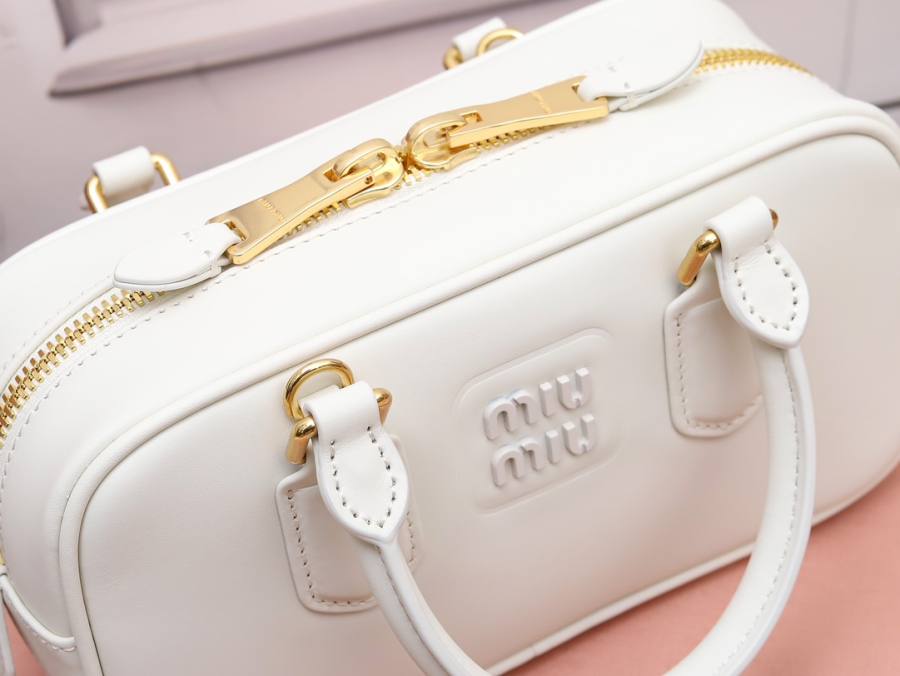 Miu Miu Arcadie Regular 5BB142 D5DB 22 x 10.5 x 7.5