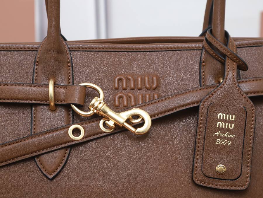 Miu Miu Aventure Canvas Tote 5BG310 0EB6 40 x 30 x 13