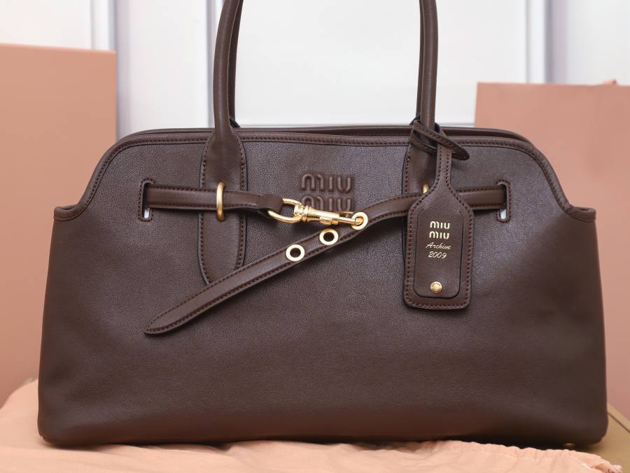 Miu Miu Aventure Canvas Tote 5BG310 7692 40 x 30 x 13