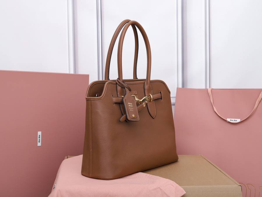 Miu Miu Aventure Nappa Medium Tote 5BG291 8F59 40 x 30 x 13