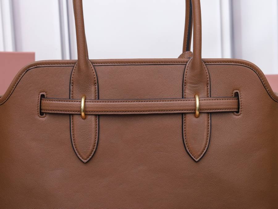 Miu Miu Aventure Nappa Medium Tote 5BG291 8F59 40 x 30 x 13