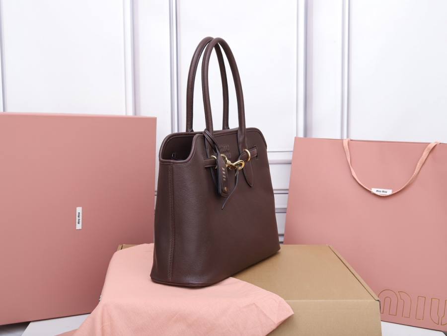 Miu Miu Aventure Nappa Medium Tote 5BG291 F486 40 x 30 x 13