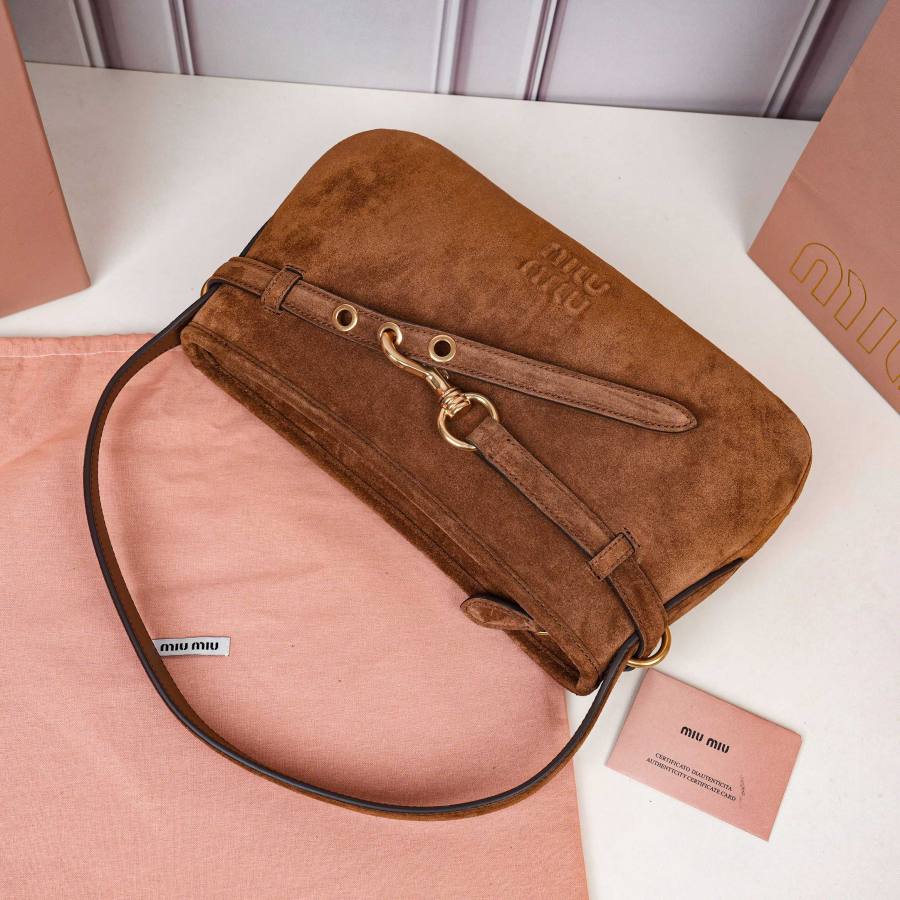 Miu Miu Aventure Underarm Bag 5BC182 5603 33 x 18 x 5