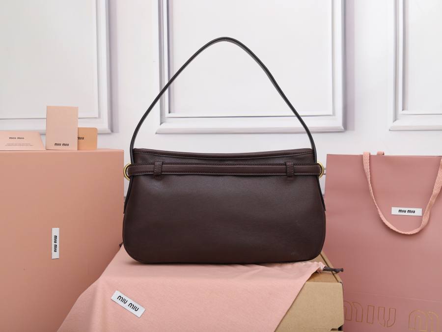 Miu Miu Aventure Underarm Bag 5BC182 84B6 33 x 18 x 5