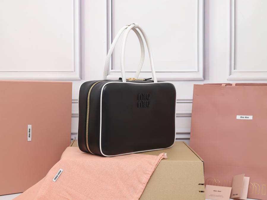 Miu Miu Beau Bag 5BB117 2284 34 x 22 x 12