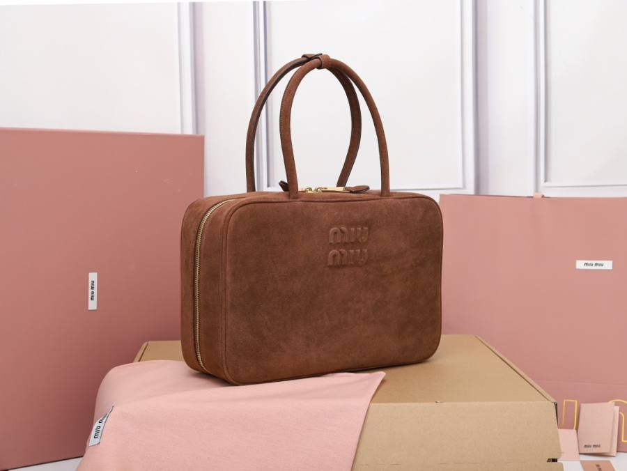 Miu Miu Beau Bag 5BB117 81BD 34 x 22 x 12