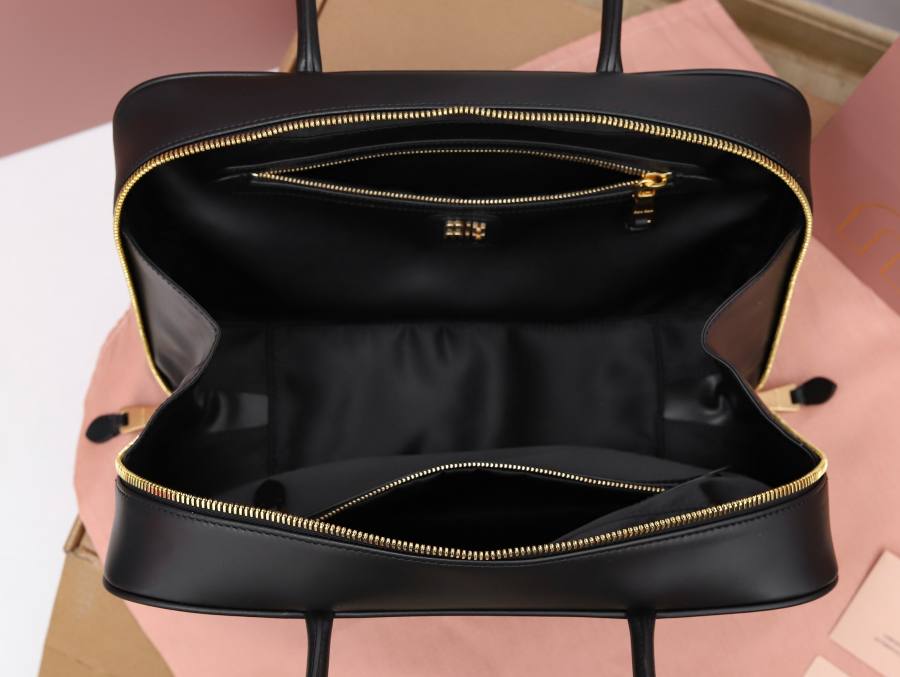 Miu Miu Beau Bag 5BB117 F056 34 x 22 x 12
