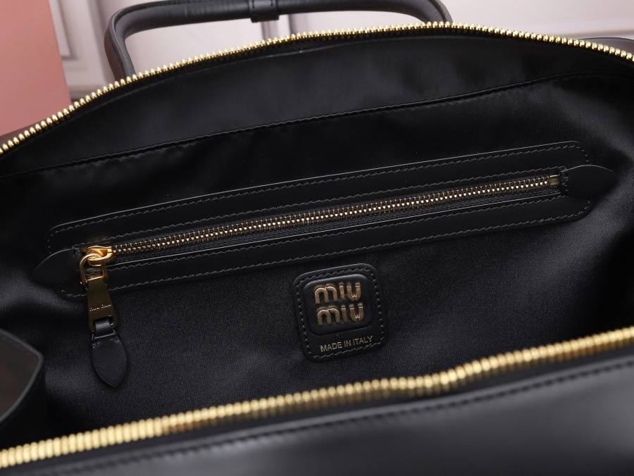 Miu Miu Beau Bag 5BB117 F056 34 x 22 x 12