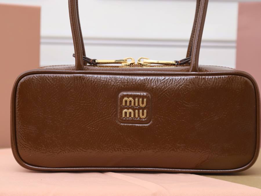 Miu Miu Beau Bag Small Cracked Patent 5BB173 0342 28 x 12 x 8