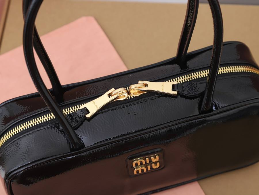 Miu Miu Beau Bag Small Cracked Patent 5BB173 2B08 28 x 12 x 8