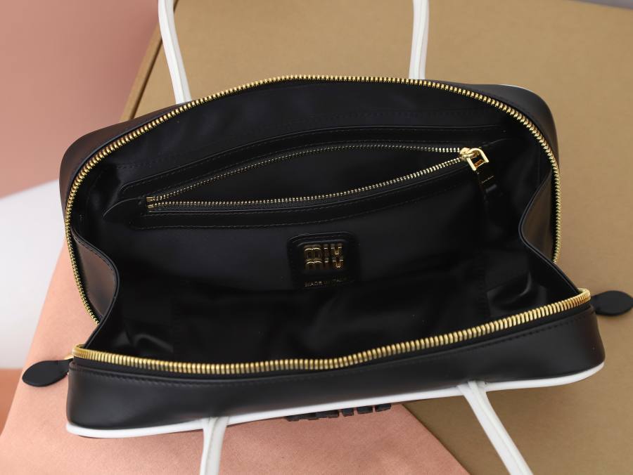 Miu Miu Beau Bag Small Cracked Patent 5BB173 4632 28 x 12 x 8