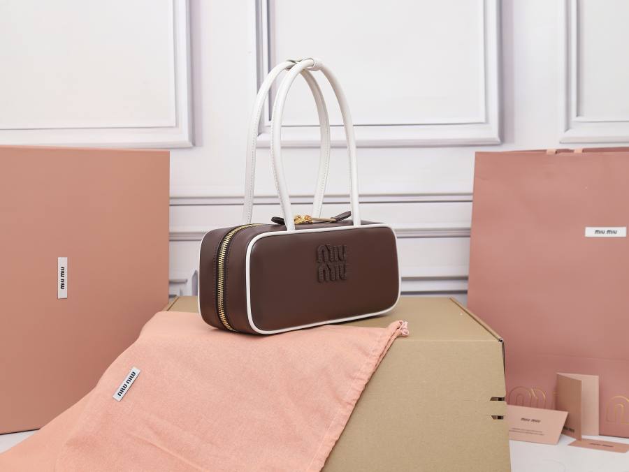 Miu Miu Beau Bag Small Cracked Patent 5BB173 F5E3 28 x 12 x 8