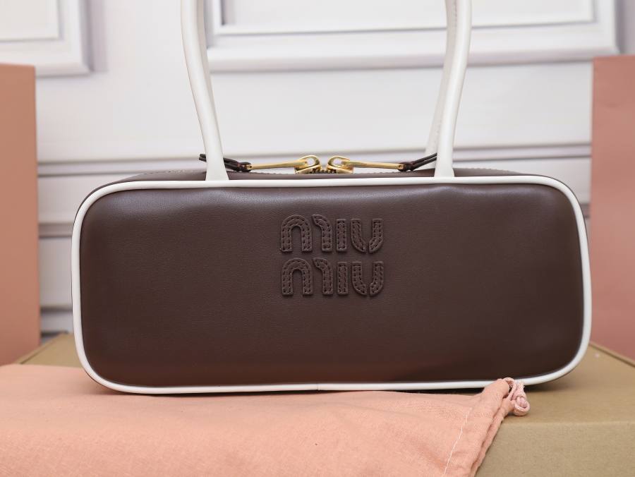 Miu Miu Beau Bag Small Cracked Patent 5BB173 F5E3 28 x 12 x 8