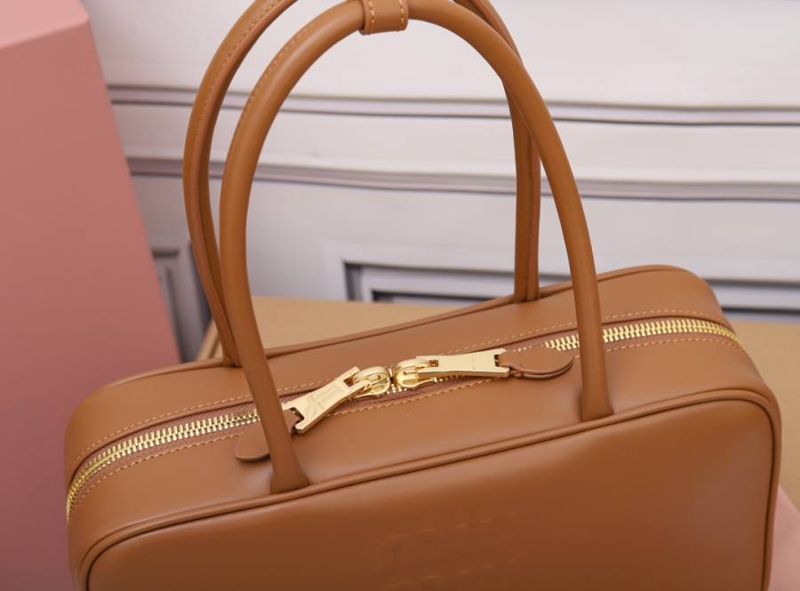 Miu Miu Beau Medium Top Handle 5BB172 8CD6 30 x 17 x 8.5