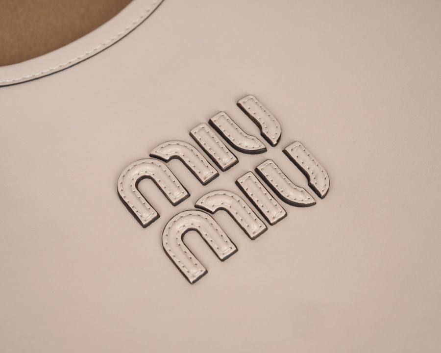 Miu Miu Ivy Leather Tote 5BG311 CD12 40 x 35 x 12