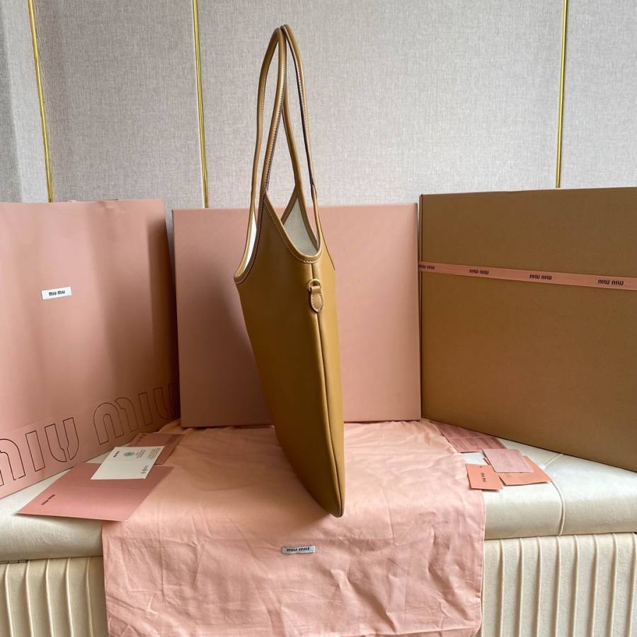 Miu Miu Ivy Tote Hobo Tote 5BG231 1550 40 x 35 x 12