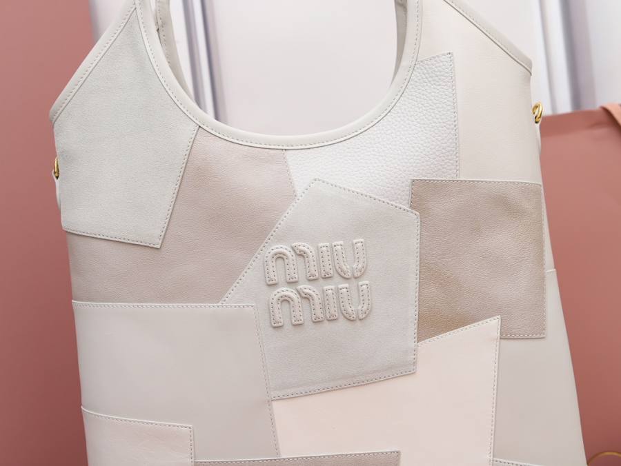 Miu Miu Ivy Tote Hobo Tote 5BG231 3090 40 x 35 x 12