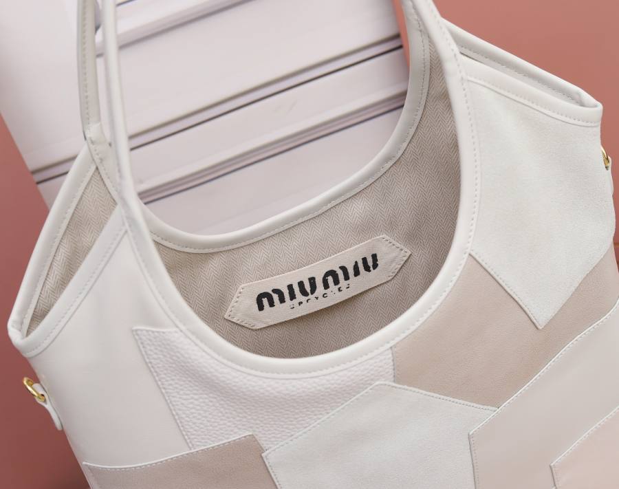 Miu Miu Ivy Tote Hobo Tote 5BG231 3090 40 x 35 x 12