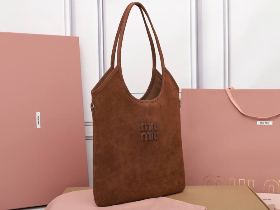 Miu Miu Ivy Tote Hobo Tote 5BG231 4C52 40 x 35 x 12